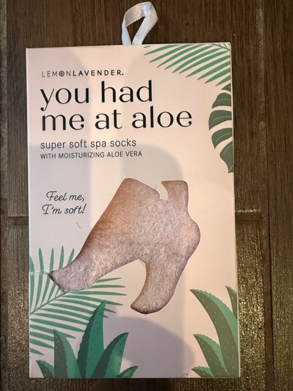 BRAND NEW! Lemon Lavender 'You Had Me At Aloe' Super Soft Spa Socks - Light Pink